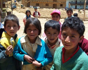 Niños peruanos